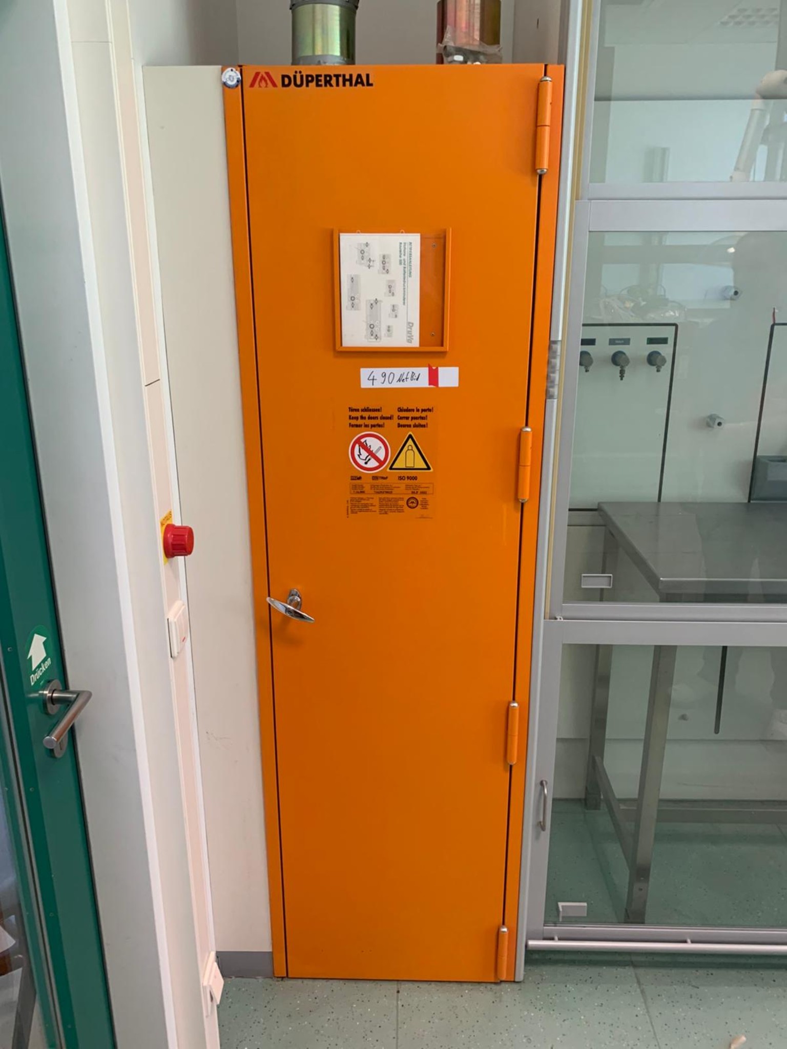 Gefahrgutschrank
